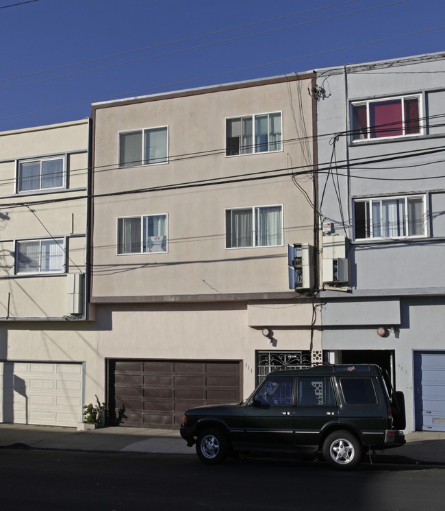 311 Price St in Daly City, CA - Building Photo - Building Photo