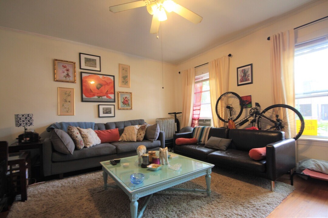 5131 N Wolcott Ave-Unit -1 in Chicago, IL - Foto de edificio