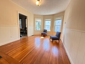 53 Litchfield St, Unit 53 Litchfield Street in Boston, MA - Building Photo