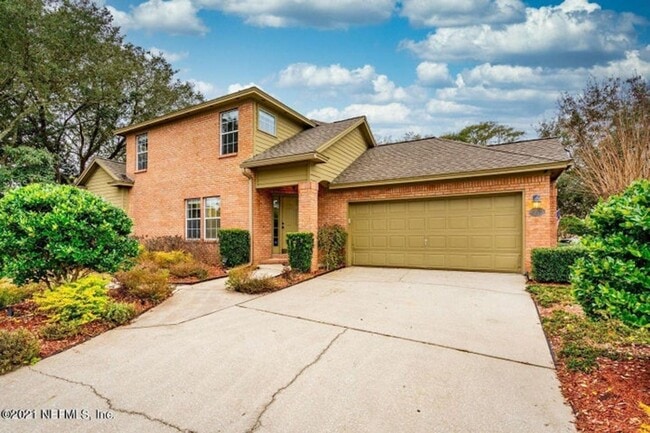 property at 7820 Deerwood Point Ct