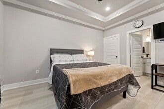 8521 Brandon St in Houston, TX - Building Photo - Building Photo