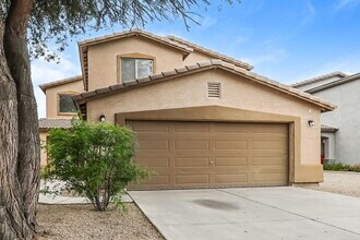 41386 N Cambria Dr in San Tan Valley, AZ - Building Photo - Building Photo