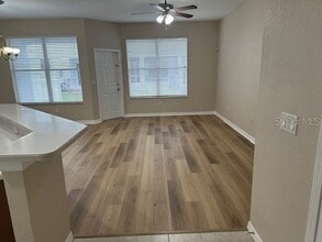 1225 Summergate Dr in Valrico, FL - Building Photo - Building Photo