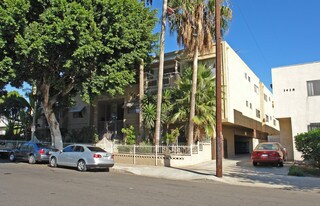1422 Tamarind Ave in Los Angeles, CA - Building Photo