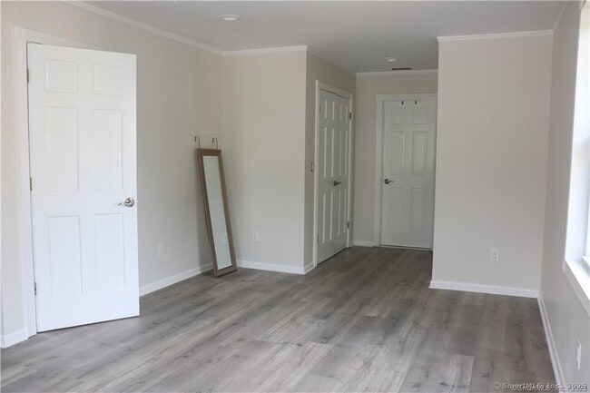 41 Colonial Rd in Stamford, CT - Building Photo - Building Photo