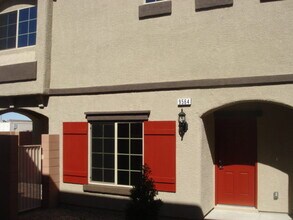 9564 Volk Ave in Las Vegas, NV - Building Photo - Building Photo