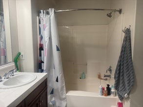 632 Silk Tree, Unit 632 Silk Tree in Irvine, CA - Foto de edificio - Building Photo