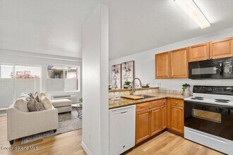 322 N Promenade Loop in Post Falls, ID - Building Photo - Building Photo