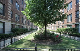 Woodlawn Terrace Apartments Chicago Il Illinois Woodlawn Terrace Apartments In Chicago