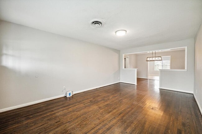 1355 Gardenia Dr in Houston, TX - Building Photo - Building Photo