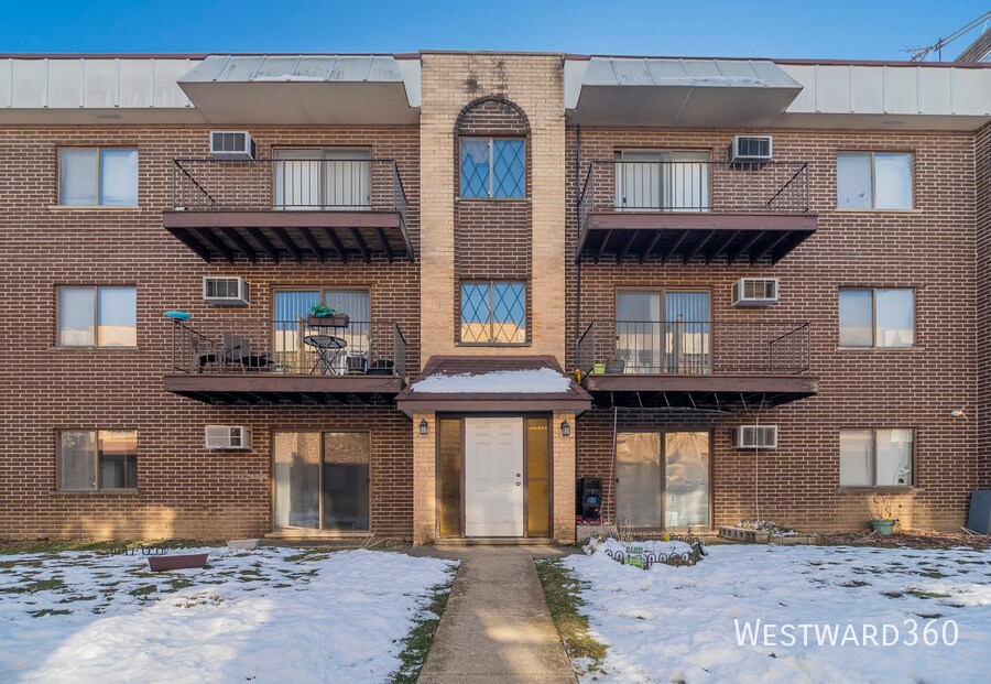 10413 Dearlove Rd in Glenview, IL - Building Photo