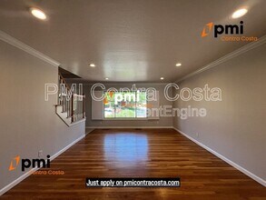 990 Stimel Dr in Concord, CA - Building Photo - Building Photo