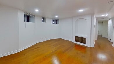 157 Spadina Rd in Toronto, ON - Building Photo - Building Photo