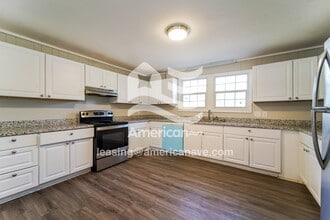 1217 Foxhill Dr in Clinton, MS - Building Photo - Building Photo