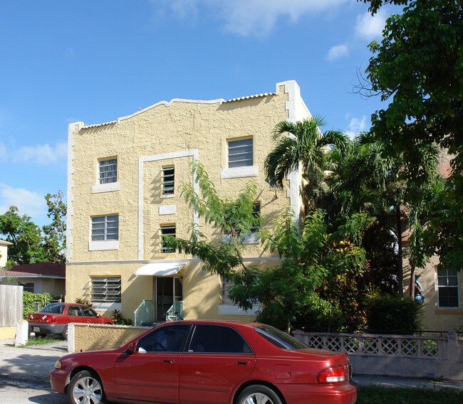 2015 SW 6th St in Miami, FL - Building Photo - Building Photo