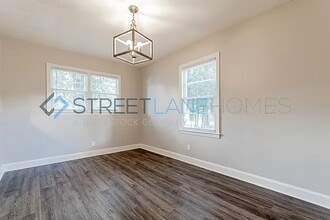 7100 W A St in Belleville, IL - Foto de edificio - Building Photo