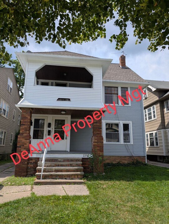 2250 Northland Ave in Lakewood, OH - Building Photo