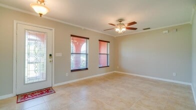 8130 Fountain Mist Blvd in Lehigh Acres, FL - Building Photo - Building Photo