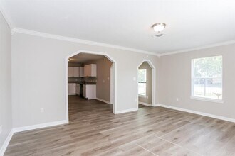 7006 Jay St in Houston, TX - Building Photo - Building Photo