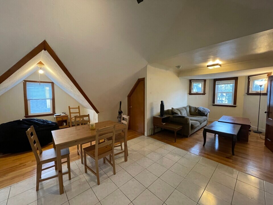 65 Fairbanks St, Unit #2 in Boston, MA - Building Photo