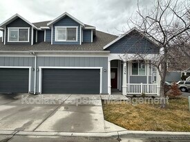 2936 S Garden Farm Ln in South Salt Lake, UT - Building Photo