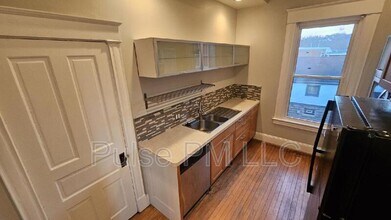 1604 Greenup St in Covington, KY - Building Photo - Building Photo