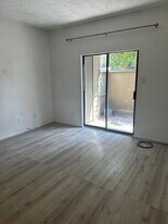 10051 Westpark Dr, Unit #263 in Houston, TX - Building Photo