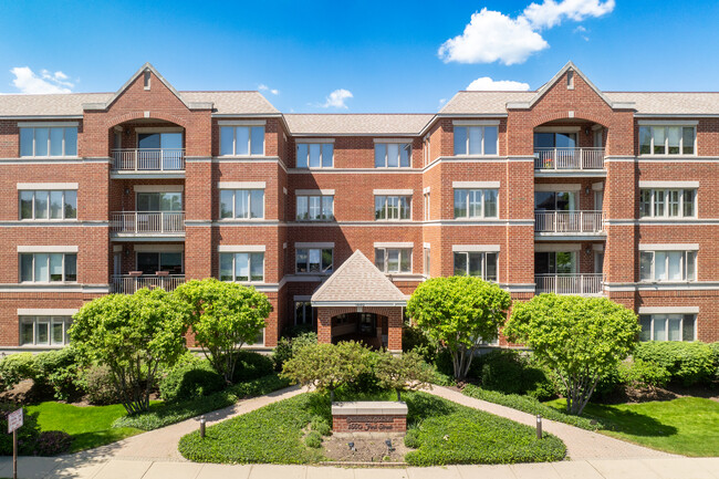 Sheridan Square in Highland Park, IL - Foto de edificio - Building Photo