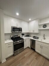 8326 Christiana Ave in Skokie, IL - Building Photo - Building Photo