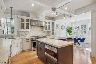 20 Hillside Ave in Madison, NJ - Building Photo - Building Photo
