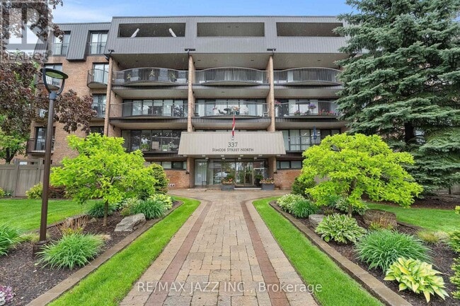 property at 337 Simcoe St N