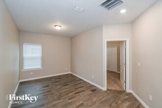 1312 Kendall Dr in Jacksonville, FL - Building Photo - Building Photo