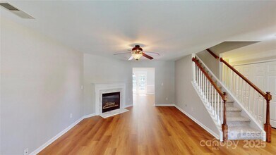 1838 Chinchester Ln in Charlotte, NC - Building Photo - Building Photo
