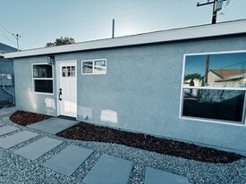 11405 Lindale St in Norwalk, CA - Building Photo