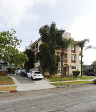 725 E Elk Ave in Glendale, CA - Building Photo - Building Photo