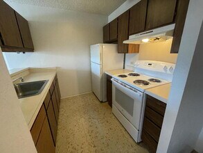 98-500-500 Koauka Loop in Aiea, HI - Building Photo - Building Photo