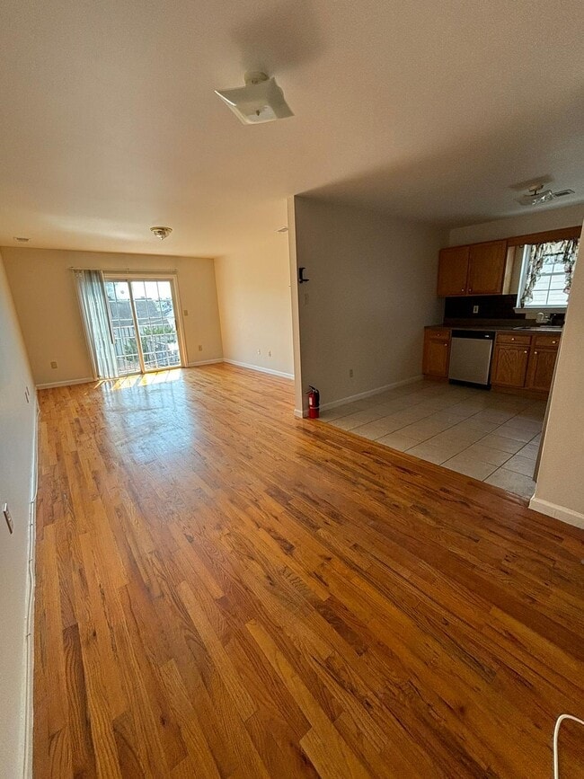 28 Delavan Pl, Unit 2 in Newark, NJ - Building Photo - Building Photo