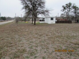 110 Cherylton Dr in Red Rock, TX - Building Photo