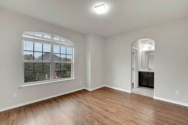 property at 1549 Sonnet Dr