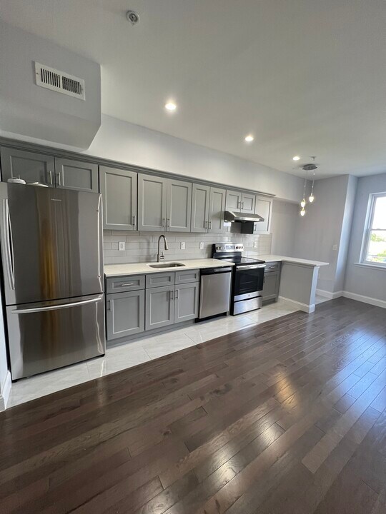 440 N 9th St, Unit 2nd Floor Photo