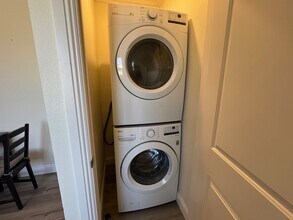 1725 Heirloom St in Davis, CA - Building Photo - Building Photo