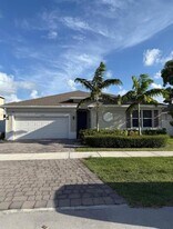 13280 SW 272nd St in Homestead, FL - Building Photo