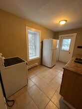 186 Dominion St in Moncton, NB - Building Photo - Building Photo