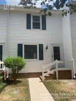 136 Oakmont Dr in Greenville, NC - Building Photo