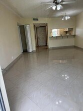 9921 Three Lakes Cir in Boca Raton, FL - Foto de edificio - Building Photo