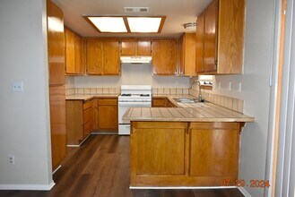 8100 Fernwood Ave in California City, CA - Building Photo - Building Photo