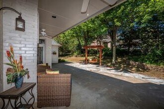 1017 Gulmor Rd in Edmond, OK - Building Photo - Building Photo