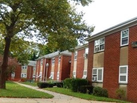 Brookside Gardens Apartments