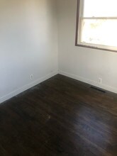 1309 W Monroe St in Herrin, IL - Building Photo - Building Photo