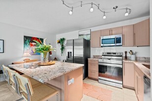 3725 S Olive Ave in West Palm Beach, FL - Building Photo